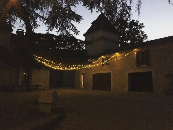 Courtyard (Fairy lights need to be rented)